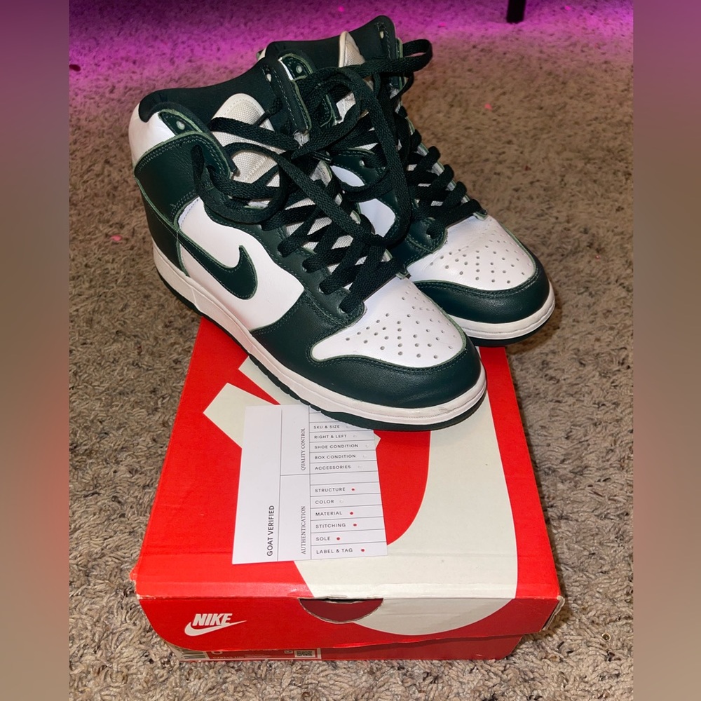 high top green dunks sz7
